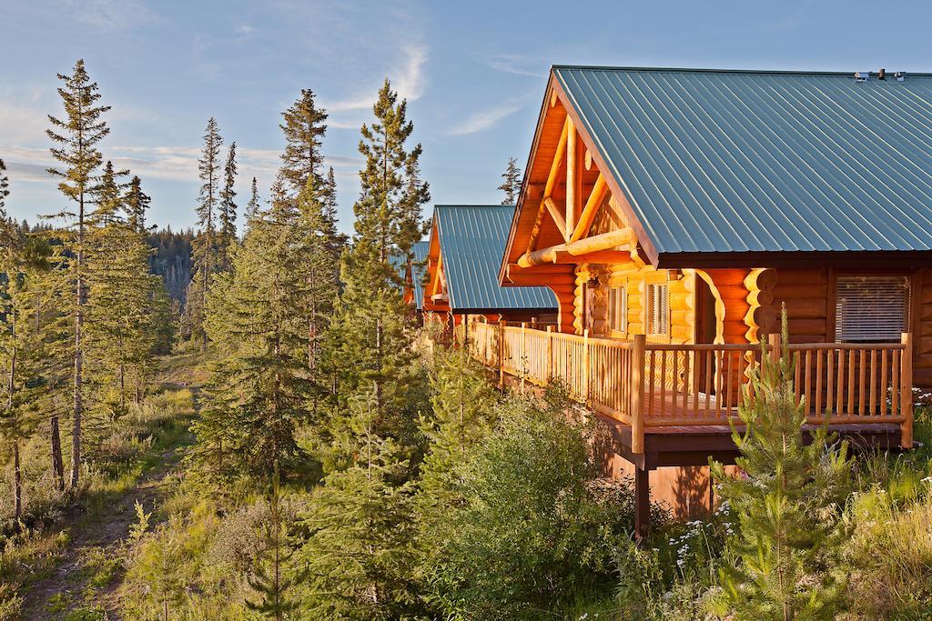 Lac Le Jeune Wilderness Resort Kamloops Extérieur photo