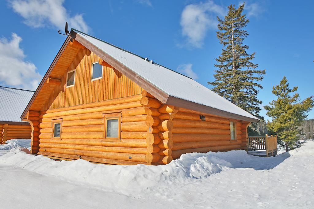 Lac Le Jeune Wilderness Resort Kamloops Extérieur photo